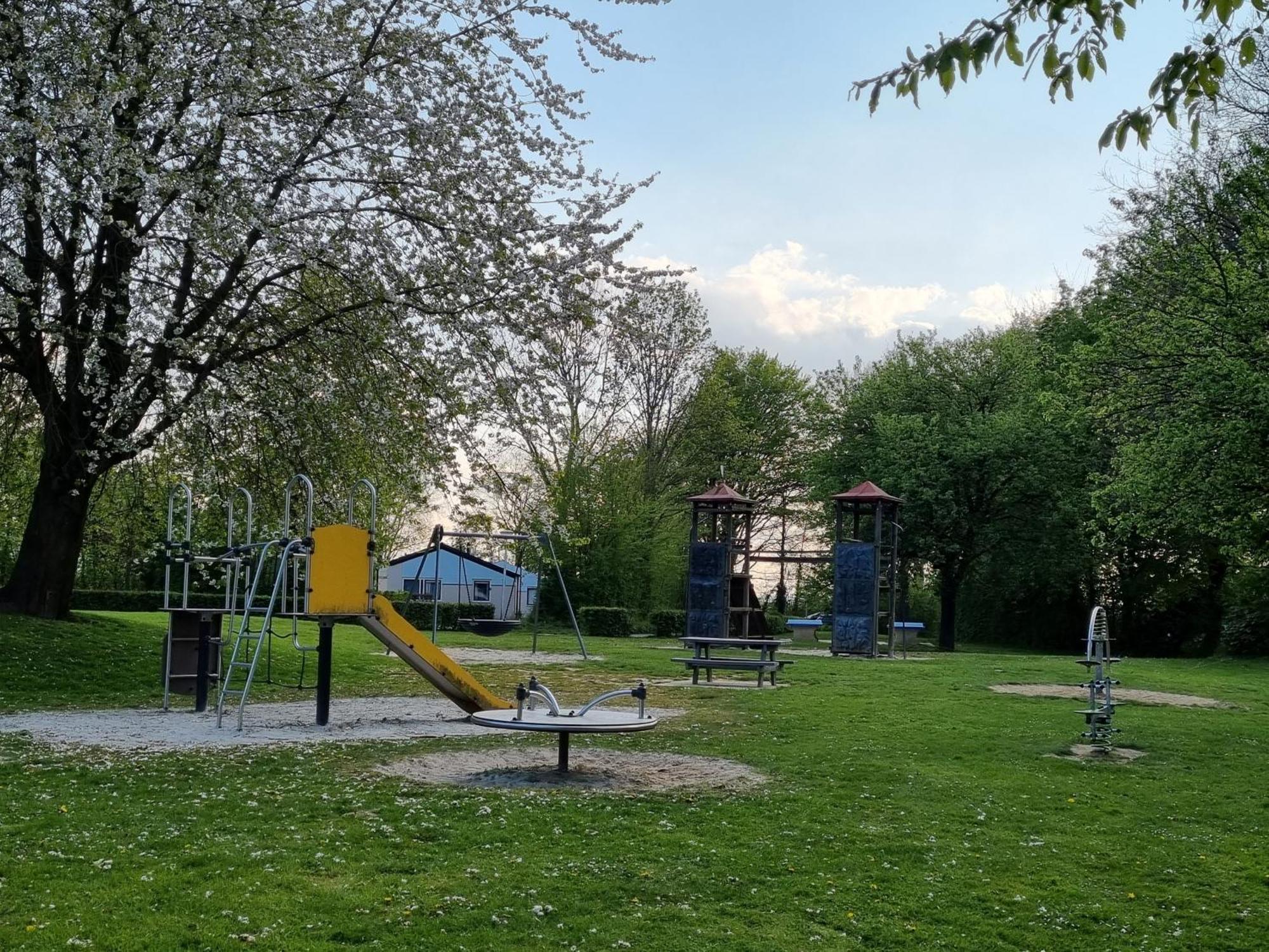 Bungalowpark Simpelveld - Alpha 67 エクステリア 写真